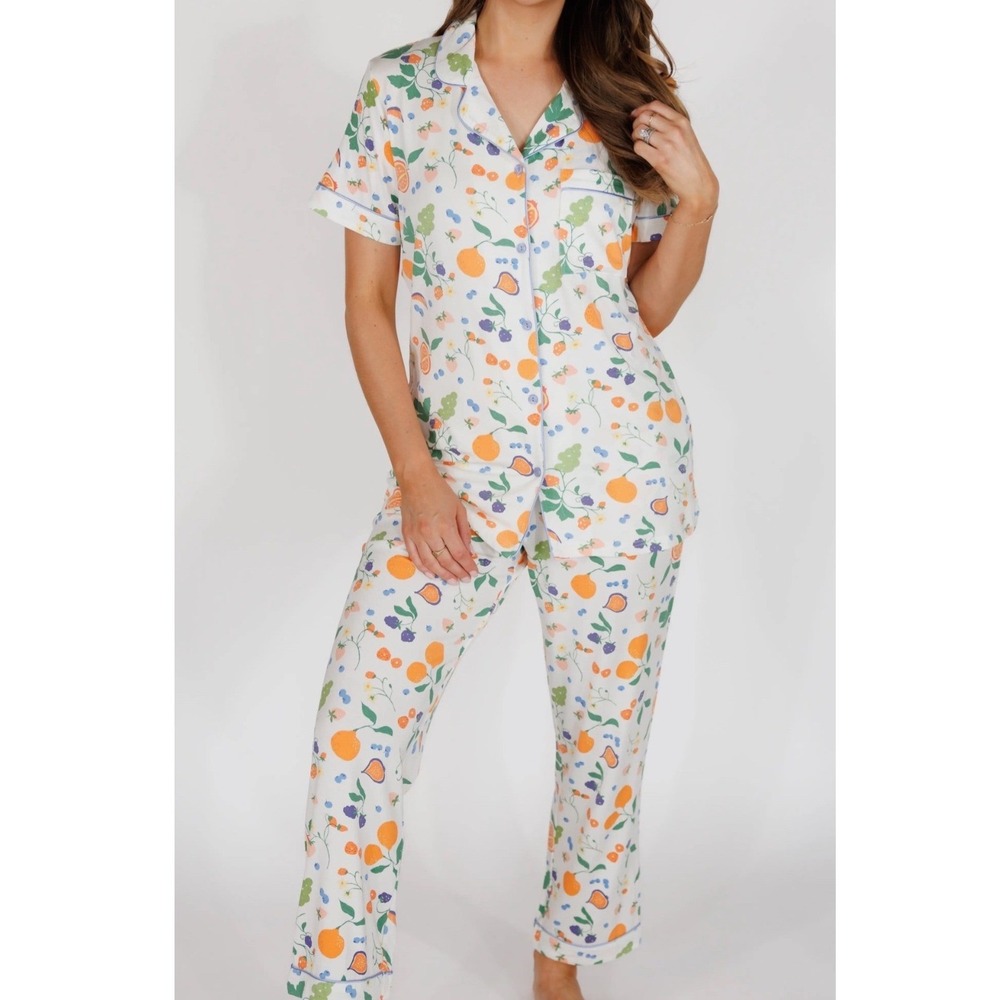 Women's Cream Fruit-Print Short-Sleeve Pajama Set